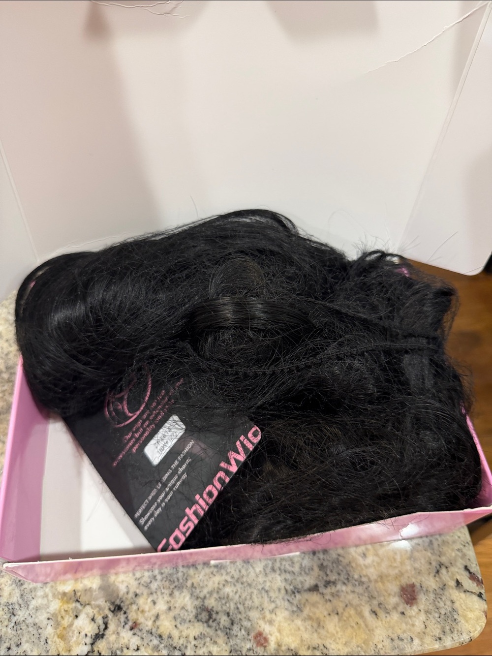 Black Wavy Wig NWT just took out for picture - Picture 4 of 4